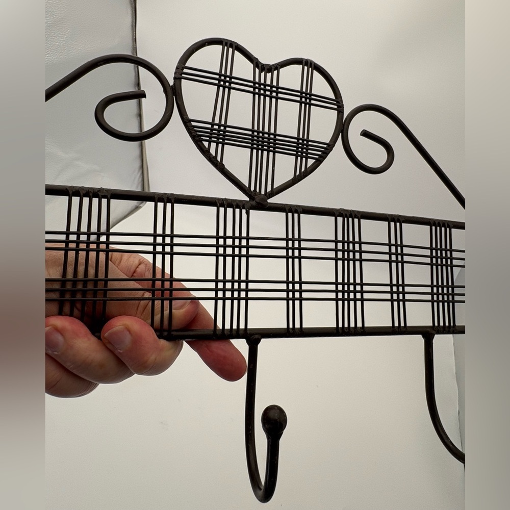 Heart Design Black Metal Wall Hook - Picture 9 of 9